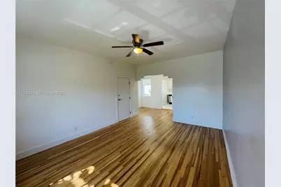 831 16th St #18, Miami Beach, FL 33139 - Photo 1