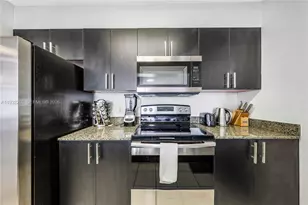 1200 Brickell Bay Dr, Miami, FL 33131 - Photo 5