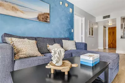 1200 Brickell Bay Dr #2903, Miami, FL 33131 - Photo 7