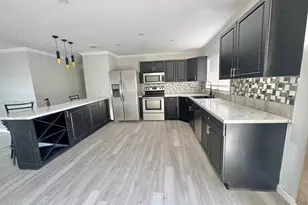 1822 SE Oxmoor Ct, Port Saint Lucie, FL 34952 - Photo 1