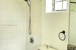 3350 NE 13th Cir Dr, Homestead, FL 33033 - Photo 21