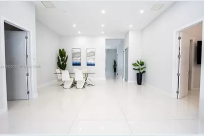 10850 SW 32nd St, Miami, FL 33165 - Photo 7