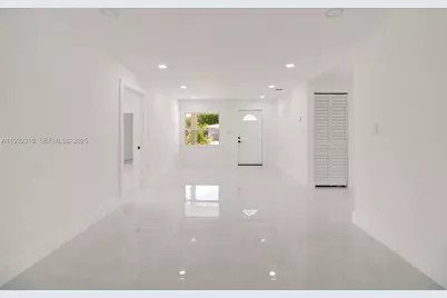 2840 NW 171st St, Miami Gardens, FL 33056 - Photo 5