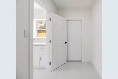 2840 NW 171st St, Miami Gardens, FL 33056 - Photo 17