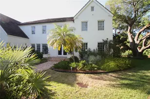 6750 Granada Blvd, Coral Gables, FL 33146 - Photo 3