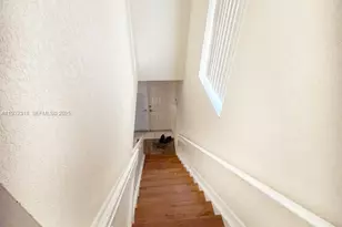 10877 NW 8th St, Pembroke Pines, FL 33026 - Photo 25