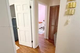 10877 NW 8th St, Pembroke Pines, FL 33026 - Photo 21