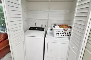 10877 NW 8th St, Pembroke Pines, FL 33026 - Photo 39