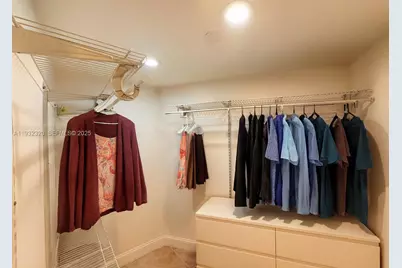 20400 W Country Club Dr #115, Aventura, FL 33180 - Photo 9