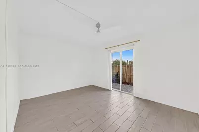 2025 Miami Rd #19, Fort Lauderdale, FL 33316 - Photo 17