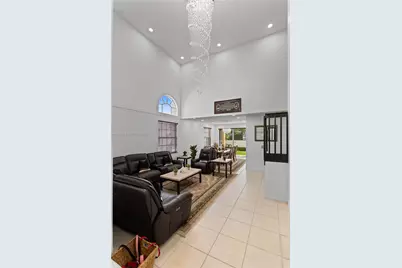 15558 NW 12th Ct, Pembroke Pines, FL 33028 - Photo 5