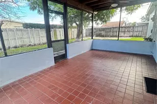 9111 SW 20th St, Miami, FL 33165 - Photo 9