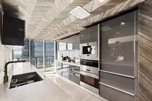 1451 Brickell Ave, Miami, FL 33131 - Photo 9