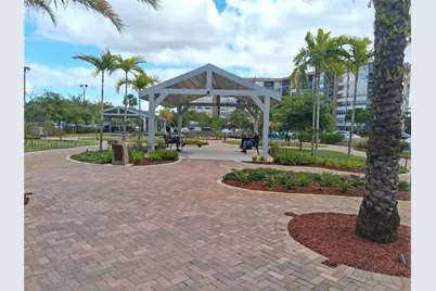 1000 St Charles Pl #L2, Pembroke Pines, FL 33026 - Photo 13