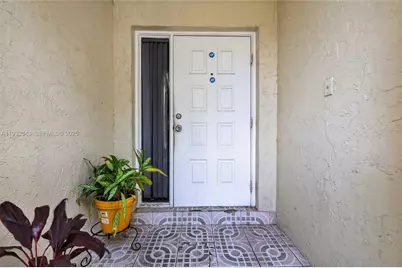 1809 SW 94th Ave, Miramar, FL 33025 - Photo 3