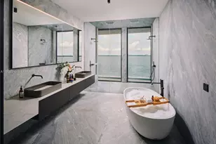 1413 N Venetian Way, Miami, FL 33139 - Photo 17