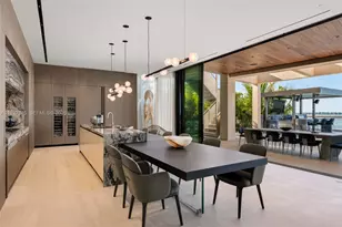 1413 N Venetian Way, Miami, FL 33139 - Photo 29