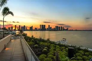 1413 N Venetian Way, Miami, FL 33139 - Photo 65