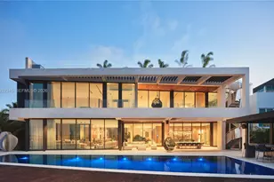 1413 N Venetian Way, Miami, FL 33139 - Photo 1
