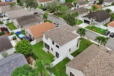 16452 NW 22nd St, Pembroke Pines, FL 33028 - Photo 37