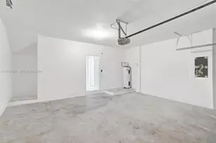 16452 NW 22nd St, Pembroke Pines, FL 33028 - Photo 29