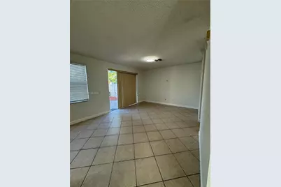 327 NW 159th Ave #N/A, Pembroke Pines, FL 33028 - Photo 11