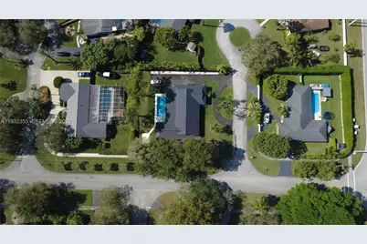 7700 SW 168th Ter, Palmetto Bay, FL 33157 - Photo 5