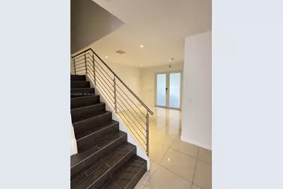 10550 NW 65th Ln, Doral, FL 33178 - Photo 11