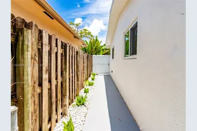 254 SW 4th St #0, Dania Beach, FL 33004 - Photo 29