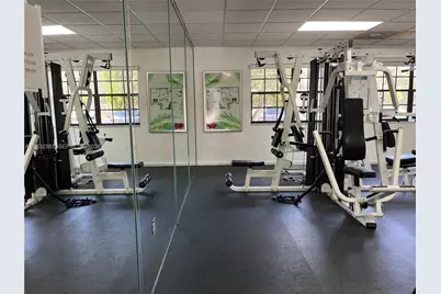 350 W Palm Cir W #201, Pembroke Pines, FL 33025 - Photo 29