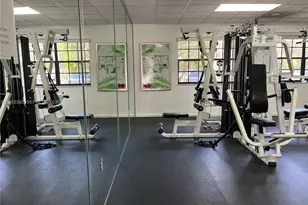 350 W Palm Cir W, Pembroke Pines, FL 33025 - Photo 29