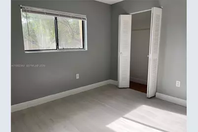 350 W Palm Cir W #201, Pembroke Pines, FL 33025 - Photo 17