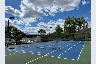 350 W Palm Cir W #201, Pembroke Pines, FL 33025 - Photo 33
