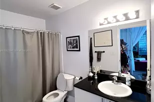 444 NE 30th St, Miami, FL 33137 - Photo 9