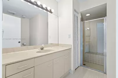 10738 N Saratoga Dr, Cooper City, FL 33026 - Photo 13