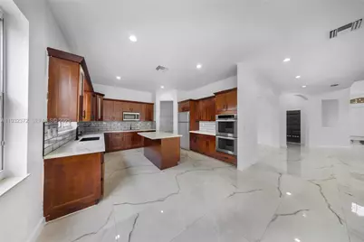 19371 SW 30th St, Miramar, FL 33029 - Photo 15