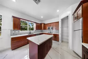 19371 SW 30th St, Miramar, FL 33029 - Photo 17