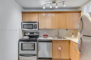 1801 S Treasure Dr, North Bay Village, FL 33141 - Photo 5