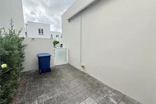 10550 NW 65th Ln, Doral, FL 33178 - Photo 49