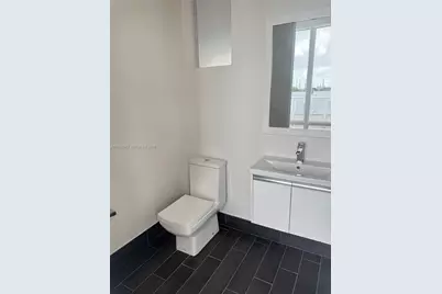 10550 NW 65th Ln, Doral, FL 33178 - Photo 39