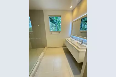 10550 NW 65th Ln, Doral, FL 33178 - Photo 41