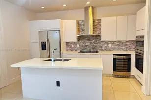 10550 NW 65th Ln, Doral, FL 33178 - Photo 7