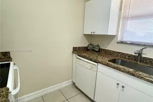 11453 NW 39th Ct, Coral Springs, FL 33065 - Photo 7