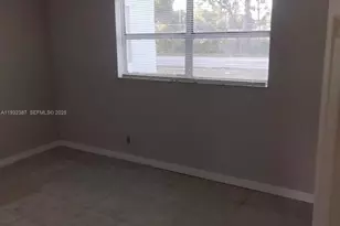 405 SW 13th Pl, Deerfield Beach, FL 33441 - Photo 7