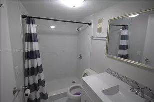 7155 Miami Lakes Dr, Miami Lakes, FL 33014 - Photo 13