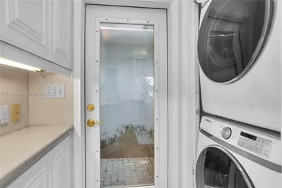 205 NE 16th Ter, Fort Lauderdale, FL 33301 - Photo 13