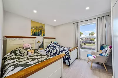 10310 NW 5th Ter #4-26, Miami, FL 33172 - Photo 13