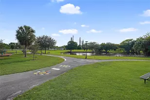 10310 NW 5th Terrace, Miami, FL 33172 - Photo 31