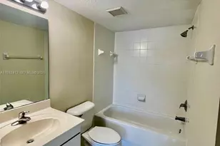 3415 NE 9th Dr, Homestead, FL 33033 - Photo 7