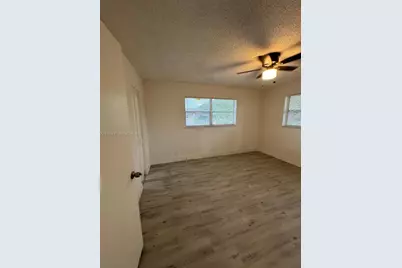 8051 S Colony Cir S #210, Tamarac, FL 33321 - Photo 5